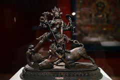 13-1 The Goddess Durga Slaying Mahisha, 14C, Nepal - New York Metropolitan Museum Of Art.jpg
